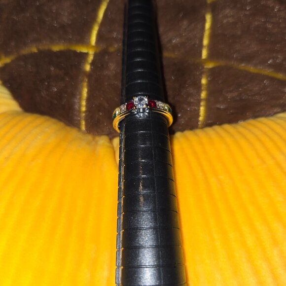 New S925 Sterling Silvery Rainbow Synthetic Cubic Zirconia Ring - Picture 2 of 3